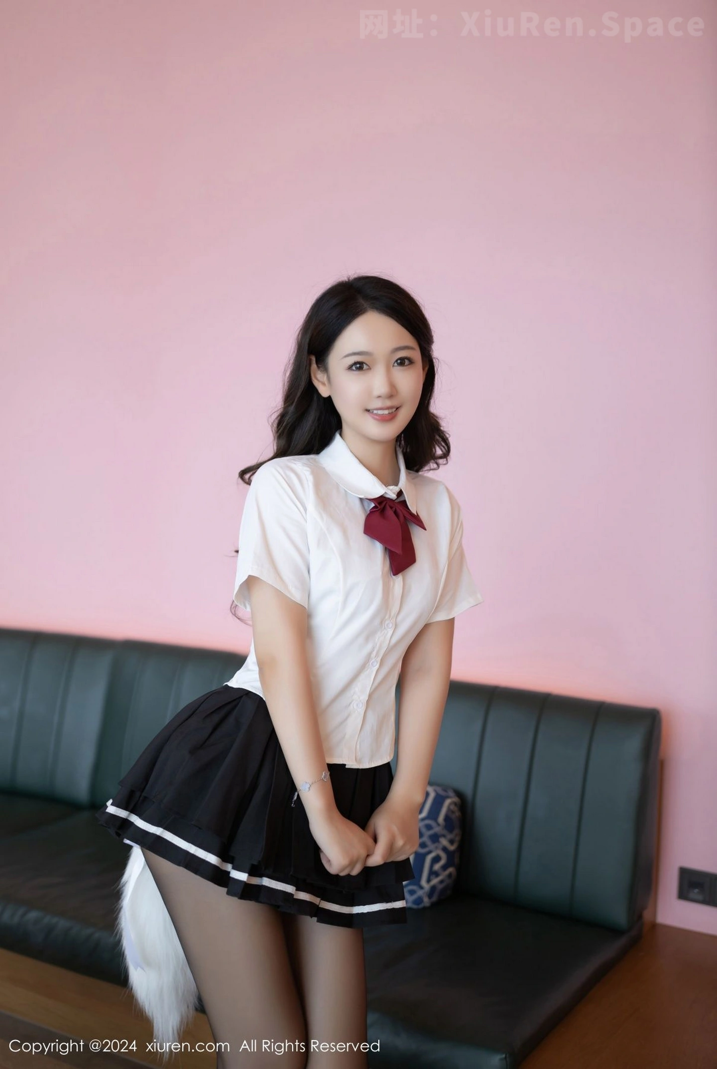 图片[2]-[XiuRen秀人网] VOL.9174 模特唐安琪私房JK制服配开档黑丝露性感内衣秀曼妙身姿诱惑写真84P-秀人网官方网站